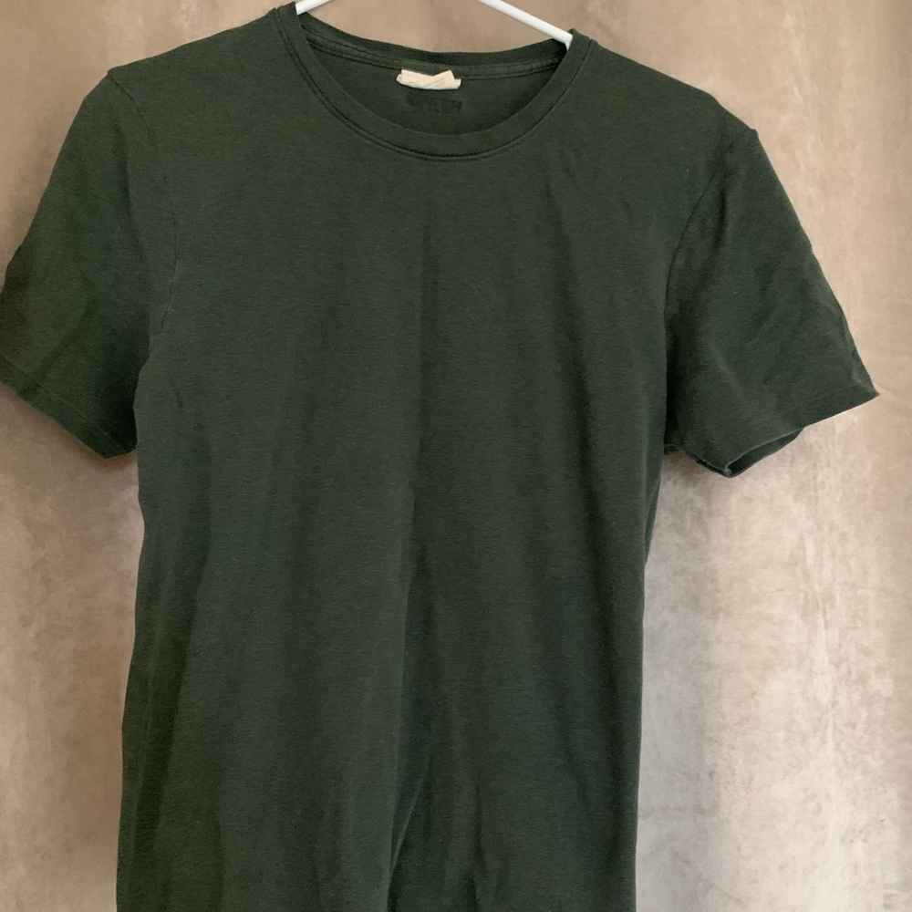 Womens Calvin Klein Tee in green size large.